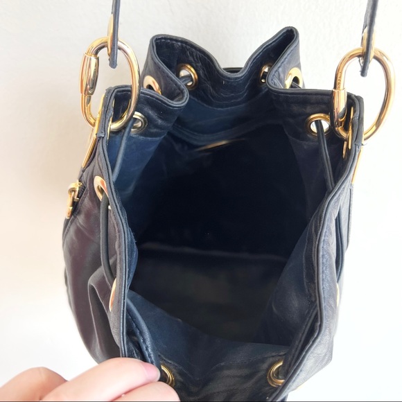 Aleda Firenze Drawstring Bucket Bag - Picture 8 of 14